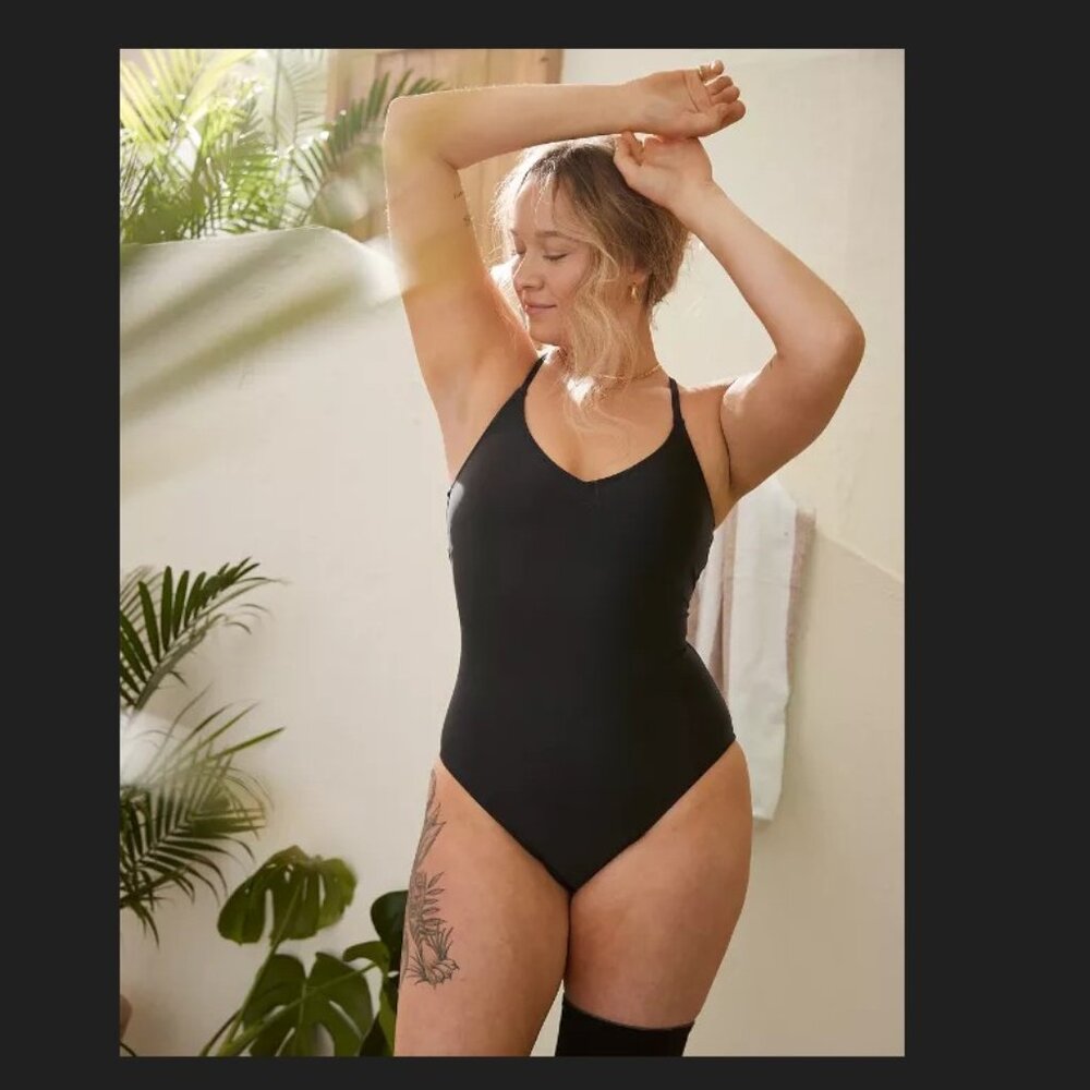 Aerie Strappy Full Coverage One Piece Swimsuit Navy Blue Size Small